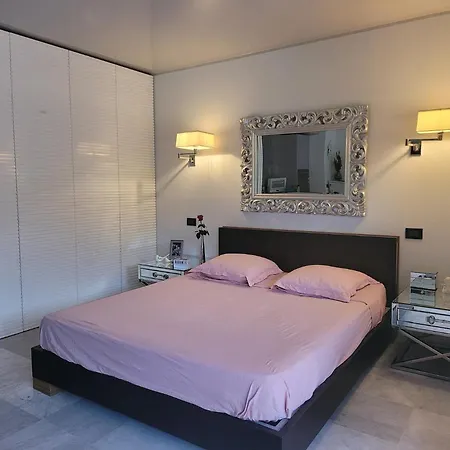Апартаменты Les Sables T2 Grand Standing Антиб